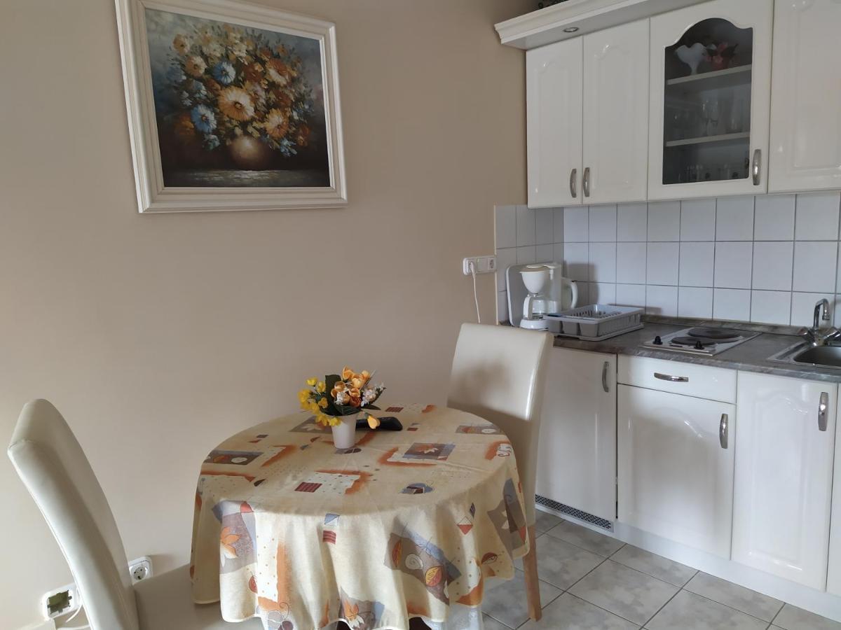 Ildiko Appertements Apartment ซาลาคาโรส ภายนอก รูปภาพ