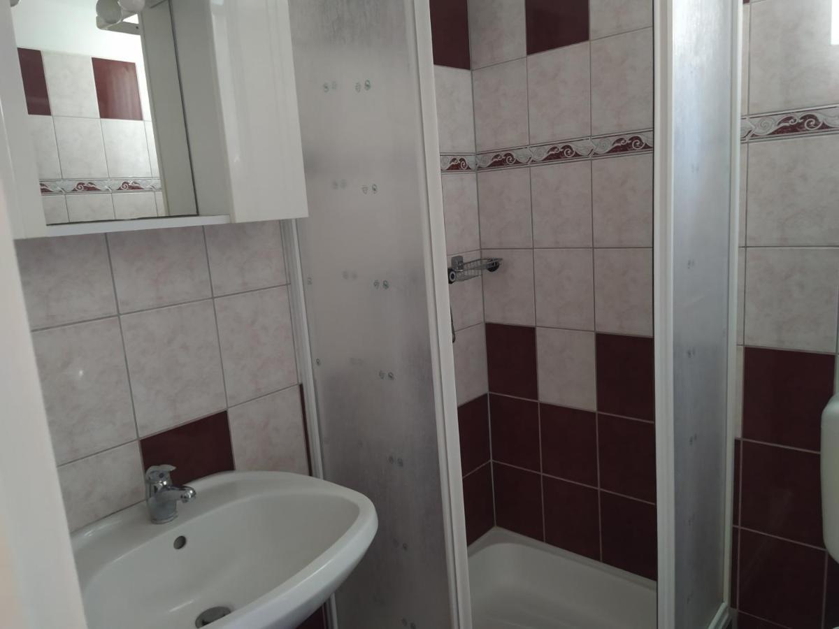 Ildiko Appertements Apartment ซาลาคาโรส ภายนอก รูปภาพ